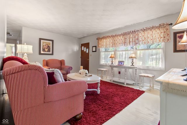 7712 Poplar Road, Brownsburg, IN 46112