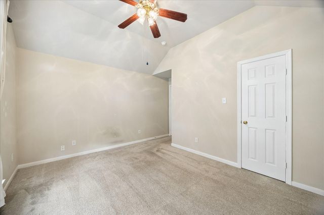 10719 Knoll Bend Lane, Houston, TX 77070