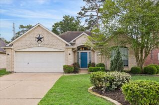 10719 Knoll Bend Lane, Houston, TX 77070