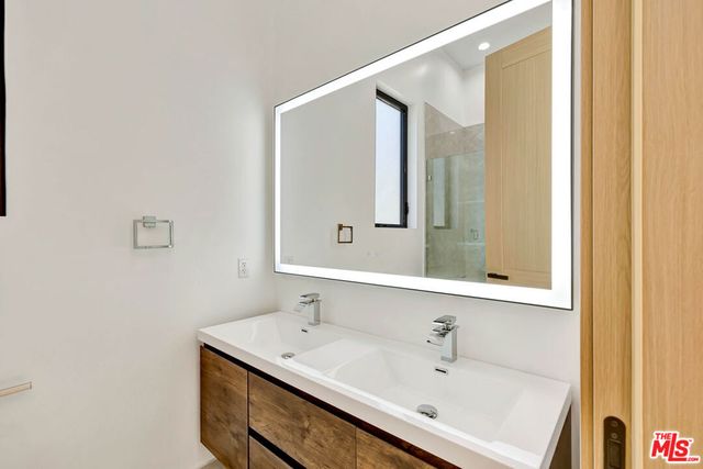 13424 Margate Street, Sherman Oaks, CA 91401