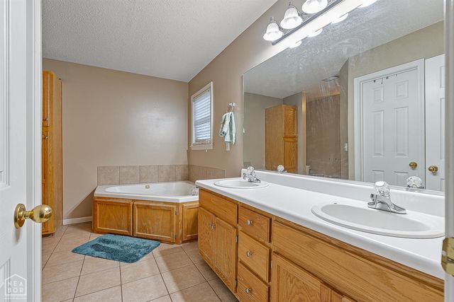 2316 Sheffield, Jonesboro, AR 72405