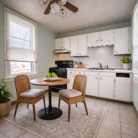 1583 Wellington Avenue, Youngstown, OH 44509