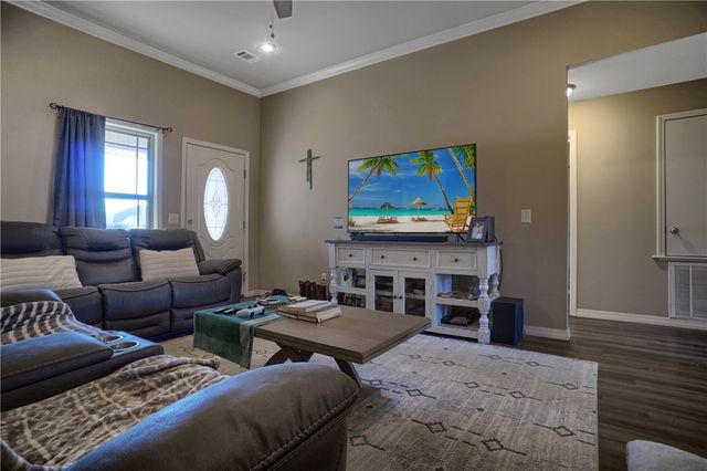 1617 E 9th Street, Russellville, AR 72802