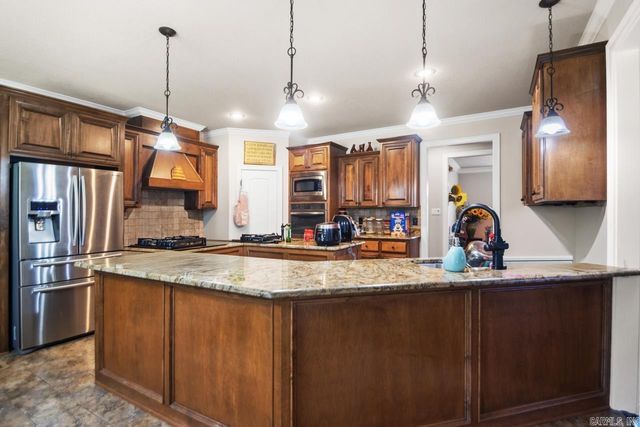 7206 Worth Ave, Benton, AR 72019