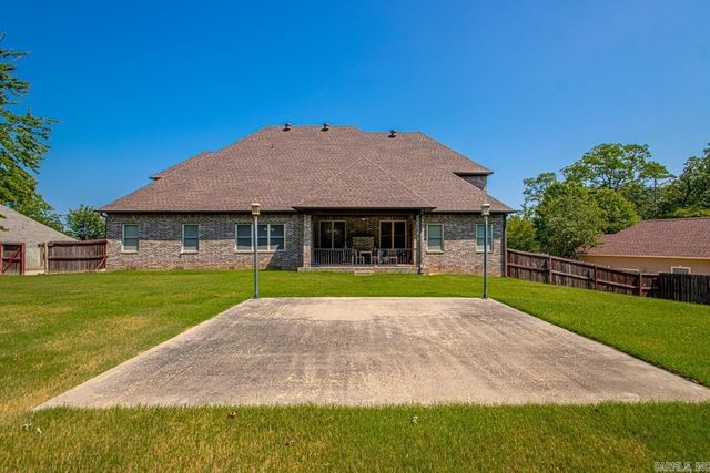 7206 Worth Ave, Benton, AR 72019