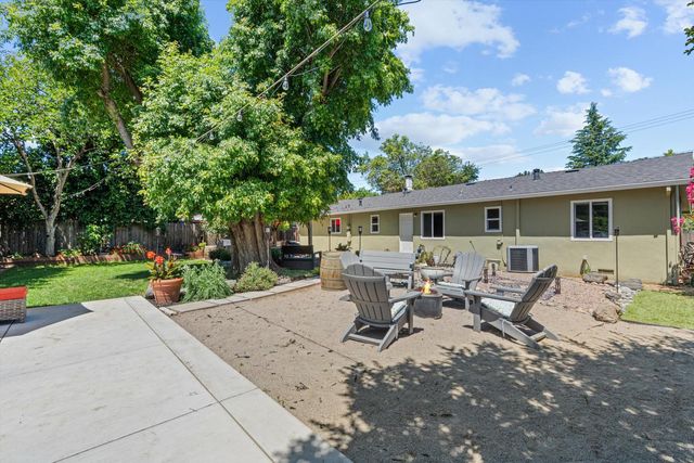 9132 Fair Oaks Blvd, Fair Oaks, CA 95628