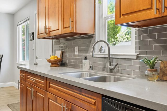 9132 Fair Oaks Blvd, Fair Oaks, CA 95628