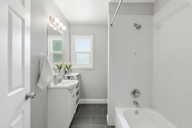 9132 Fair Oaks Blvd, Fair Oaks, CA 95628