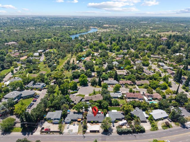 9132 Fair Oaks Blvd, Fair Oaks, CA 95628
