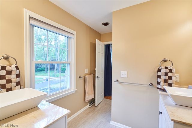 475 Somerset Road, Akron, OH 44313