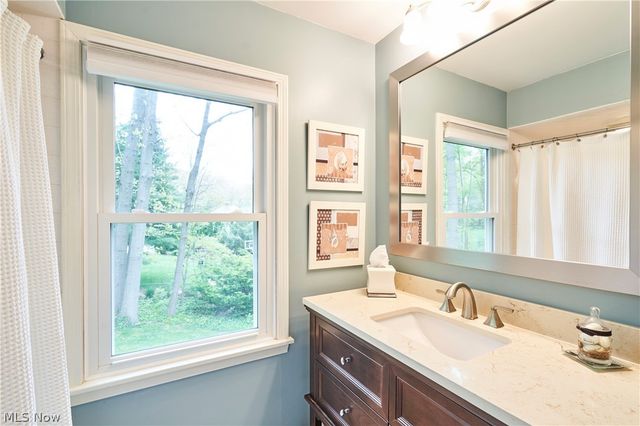 475 Somerset Road, Akron, OH 44313
