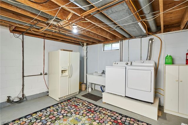 475 Somerset Road, Akron, OH 44313