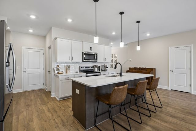 1179 Short St, Spring Hill, TN 37174