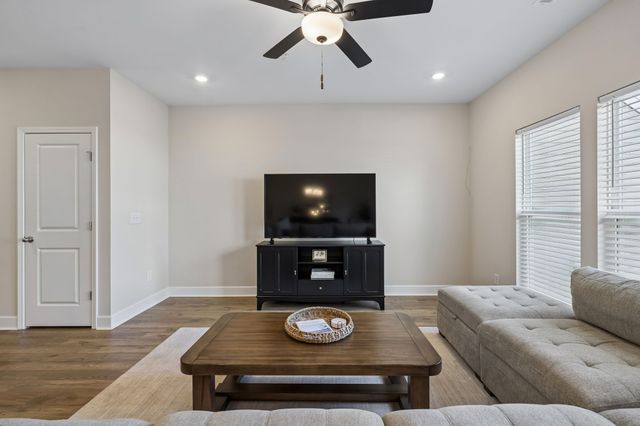 1179 Short St, Spring Hill, TN 37174