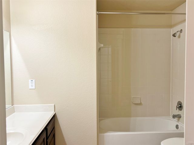 121 Sumac Drive, Waxahachie, TX 75165