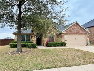 121 Sumac Drive, Waxahachie, TX 75165