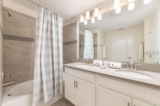 5025 WINDERMERE AVENUE, Kissimmee, FL 34746