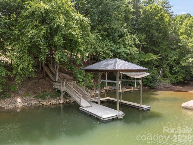 543 Kenway Loop, Mooresville, NC 28117