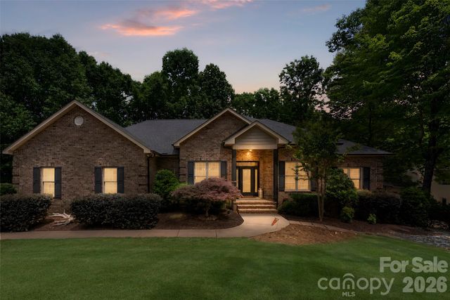543 Kenway Loop, Mooresville, NC 28117