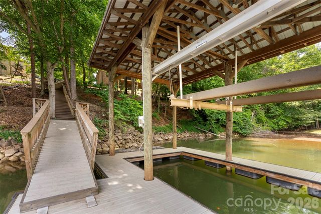 543 Kenway Loop, Mooresville, NC 28117
