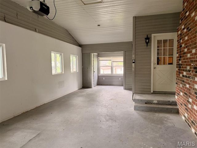 111 Holman Street, Washington, MO 63090