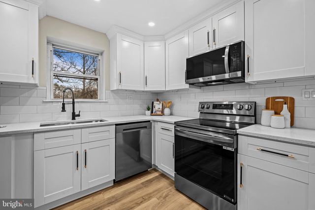 9533 FRANKLIN AVE, Lanham, MD 20706