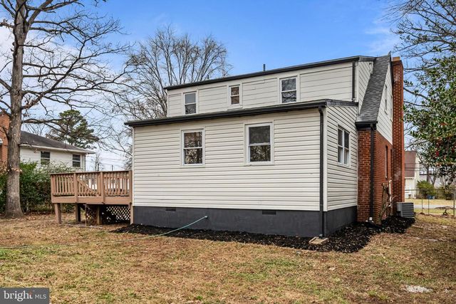 9533 FRANKLIN AVE, Lanham, MD 20706