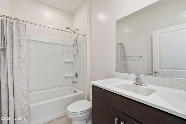12625 E Caden Drive, Vail, AZ 85641