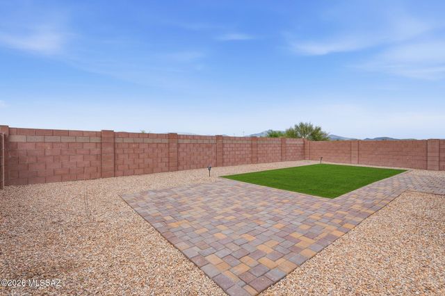 12625 E Caden Drive, Vail, AZ 85641
