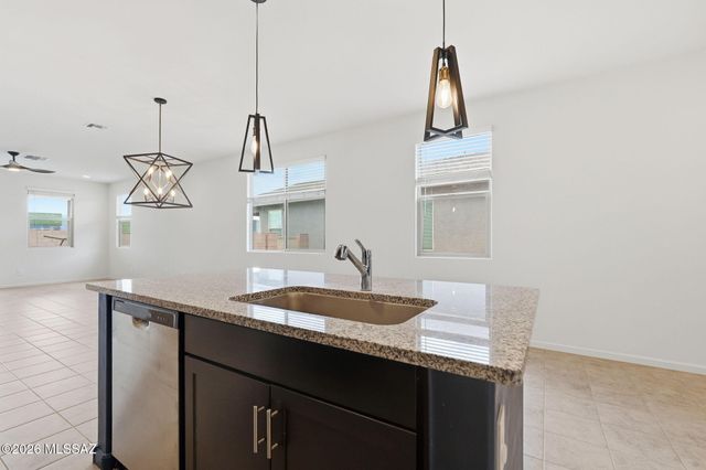 12625 E Caden Drive, Vail, AZ 85641