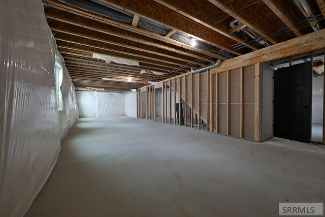 6251 Fenwood Lane, Ammon, ID 83406