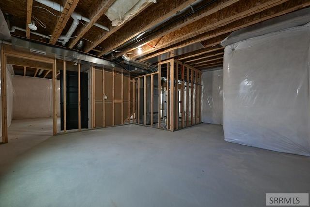 6251 Fenwood Lane, Ammon, ID 83406