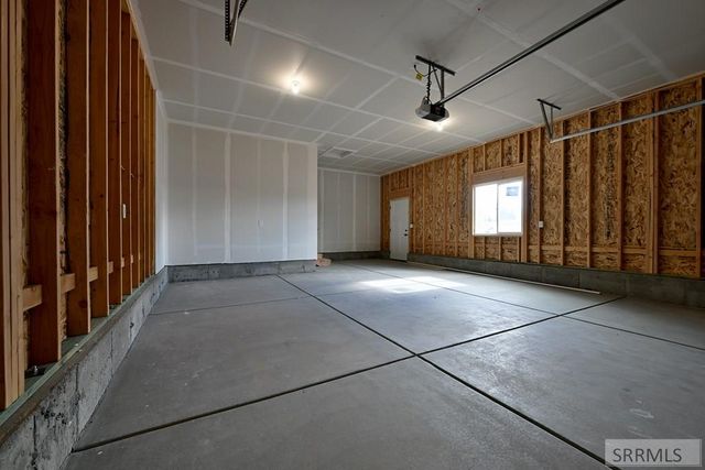 6251 Fenwood Lane, Ammon, ID 83406