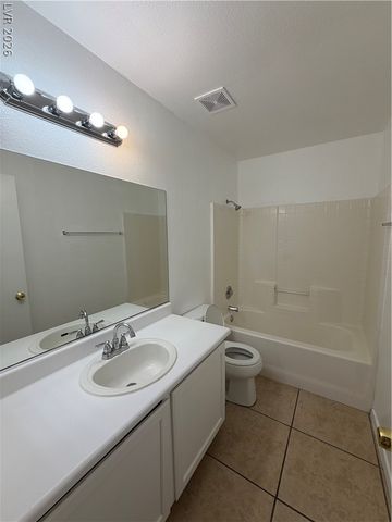 1864 Star Sapphire Court, Las Vegas, NV 89106