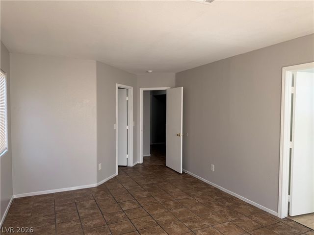 1864 Star Sapphire Court, Las Vegas, NV 89106