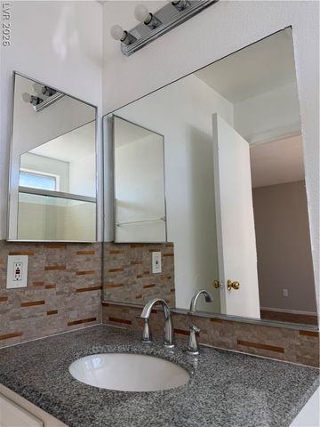 1864 Star Sapphire Court, Las Vegas, NV 89106