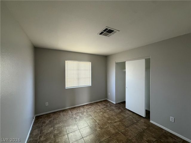 1864 Star Sapphire Court, Las Vegas, NV 89106