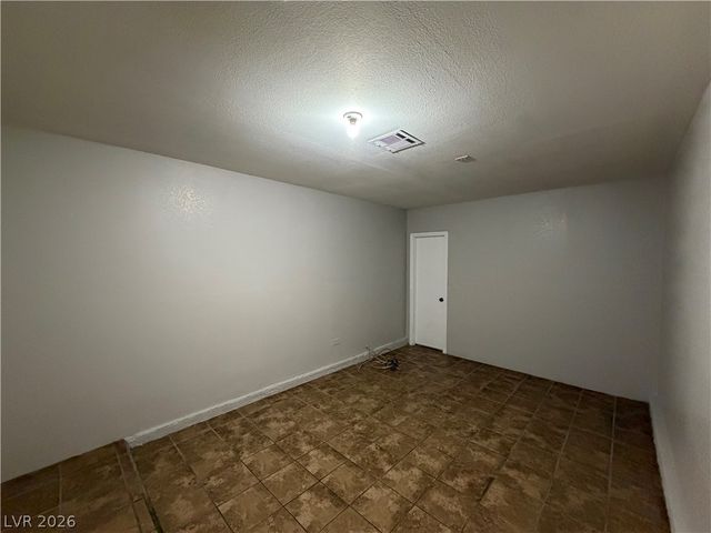 1864 Star Sapphire Court, Las Vegas, NV 89106