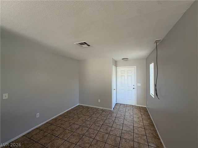 1864 Star Sapphire Court, Las Vegas, NV 89106