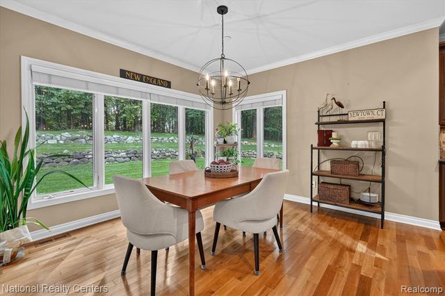 2225 Canterwood, Highland, MI 48357