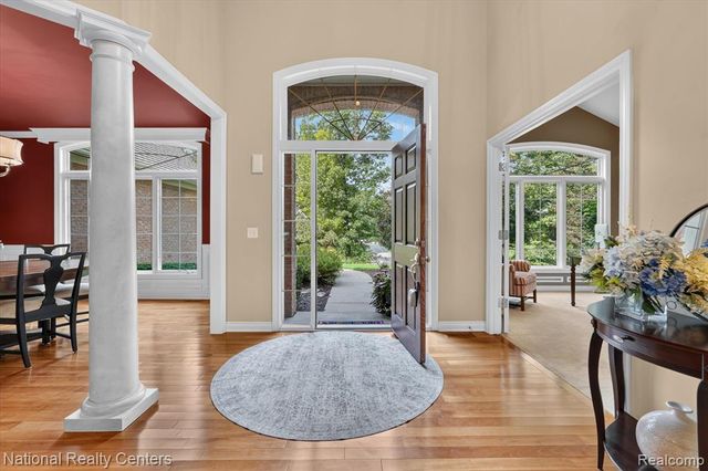 2225 Canterwood, Highland, MI 48357