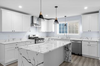 83 Hunter NA, Fall River, MA 02721
