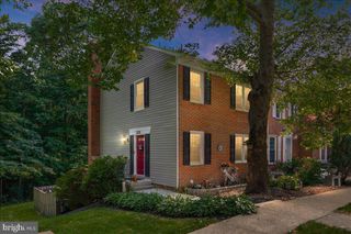 5201 LONSDALE DR, Springfield, VA 22151