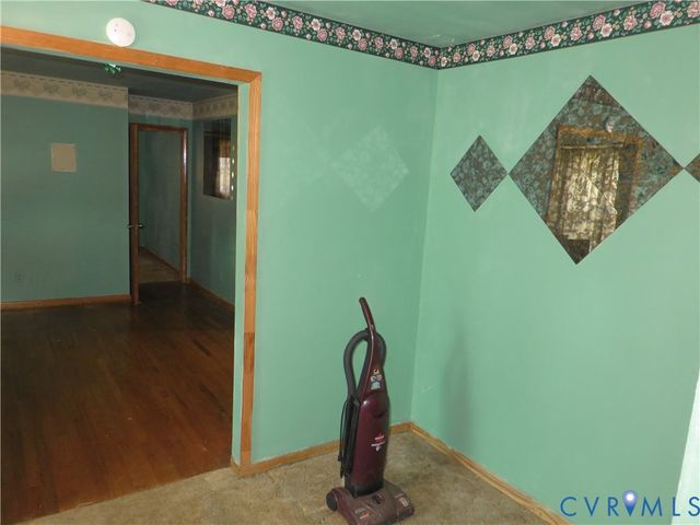 11965 River Rd, Chesterfield, VA 23838