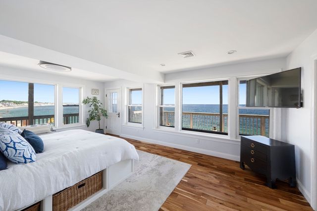 18 Oceanside Drive, Scituate, MA 02066