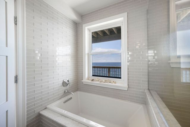 18 Oceanside Drive, Scituate, MA 02066