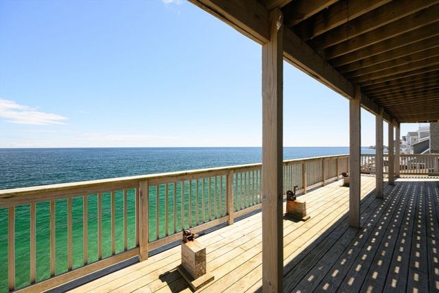 18 Oceanside Drive, Scituate, MA 02066