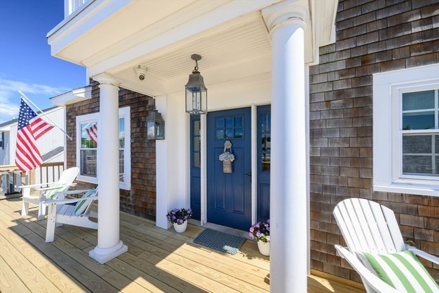 18 Oceanside Drive, Scituate, MA 02066