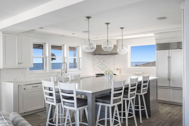 18 Oceanside Drive, Scituate, MA 02066