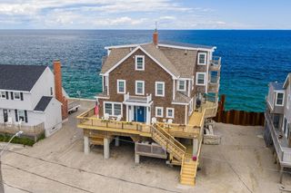 18 Oceanside Drive, Scituate, MA 02066